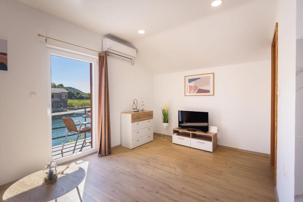 Bonaca Apartment Rogotin Bagian luar foto